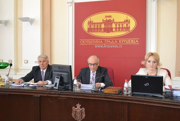 Крушевљани поручили: Миром против насиља